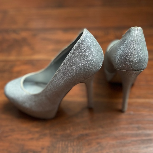 Sliver glitter high heels by Brash - Picture 5 of 8